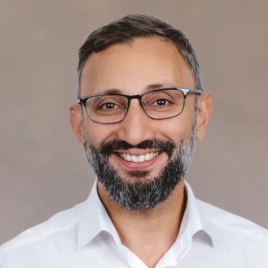 Portraitfoto von Dr. Ihssan Khalili. 